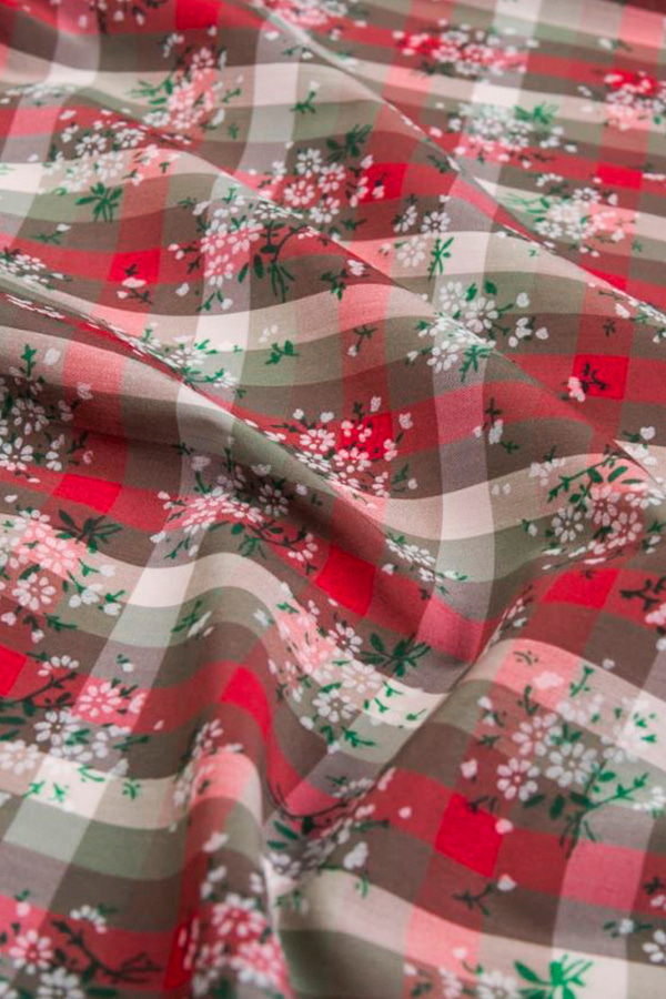 Yarn-dyed plaid print